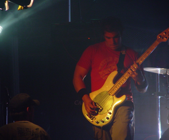 Jeremy Kozak of hollowe at Sweets on the Beach, May 4, 2002