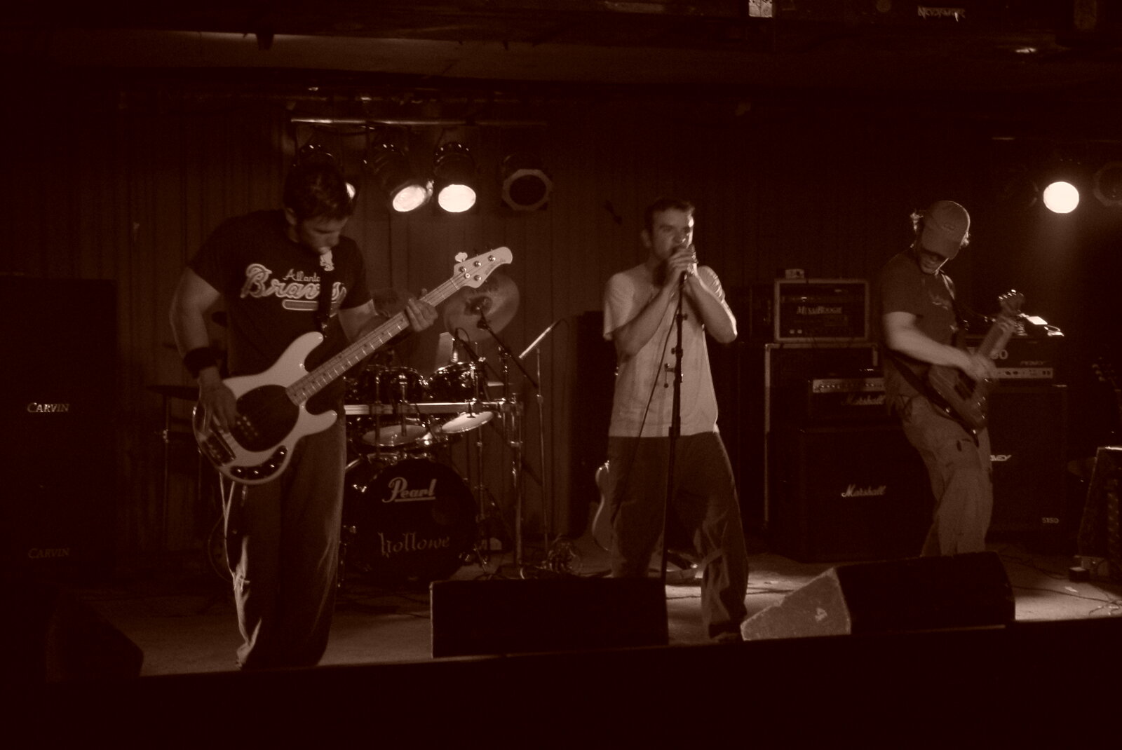 hollowe at Lost horizon, June 15, 2002