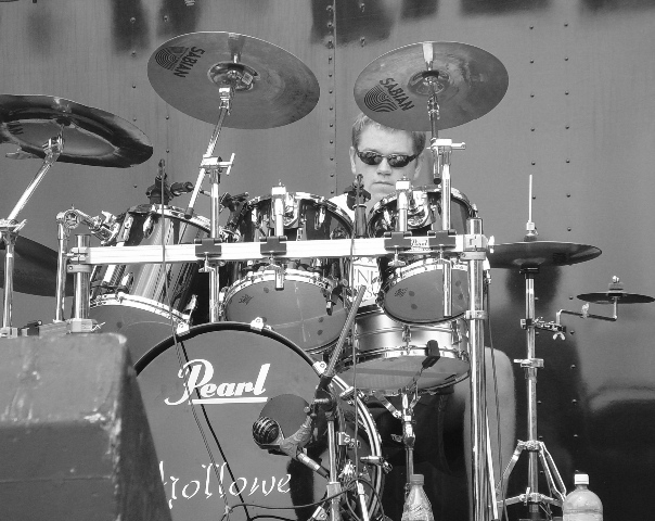 Mike Griffin of hollowe at Utica Parkway, July 4, 2002